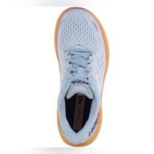 Hoka One One Clifton 8 for women size 8